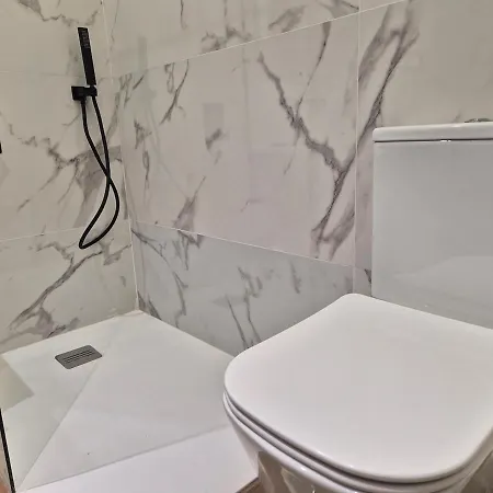R2R - Apartamentos En El Centro De Gijon - 119E1 Gijon