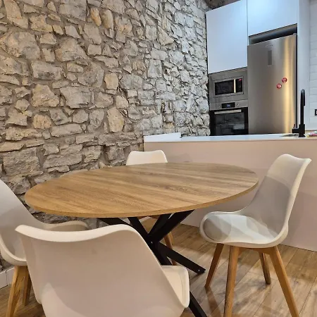 R2R - Apartamentos En El Centro De Gijon - 119E1 * Gijon